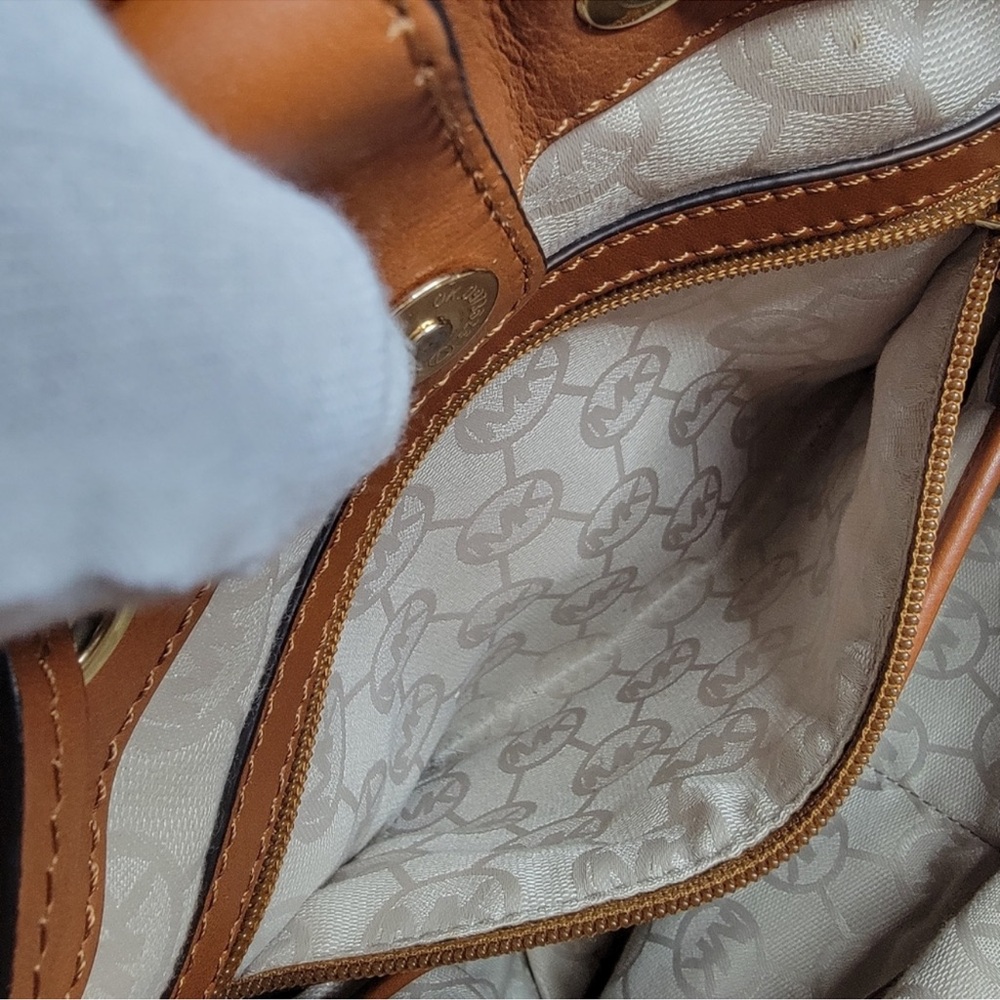 Michael Kors Raffia Bucket Crossbody Bag - Picture 7 of 10